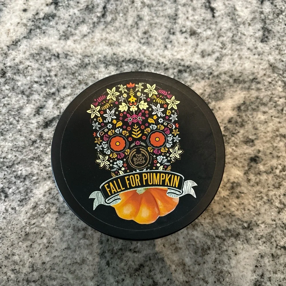 The Body Shop VANILLA PUMPKIN Softening Body Butter, 6.75 oz/192 g, NEW
